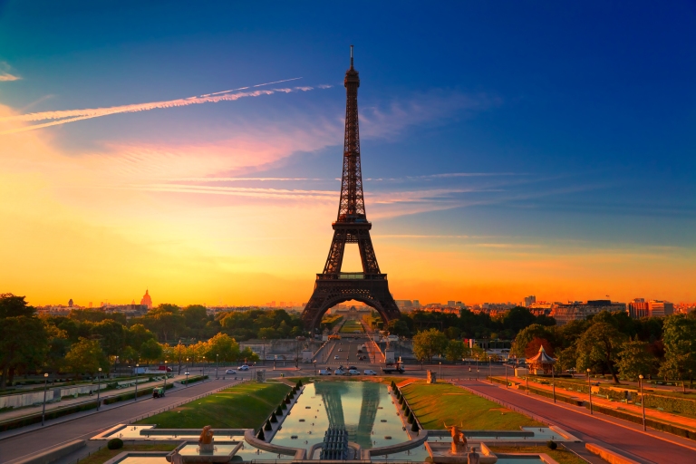 france-paris-tower-at-sunset