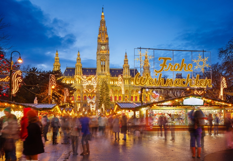 austria-vienna-christmas market-night-time-high-res.jpg