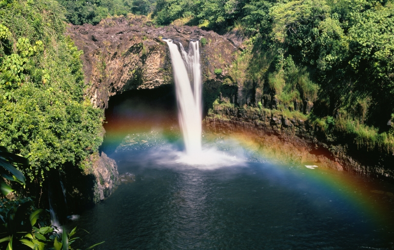 Hawaii-Hilo-Rainbow Falls- Rainbow.jpg