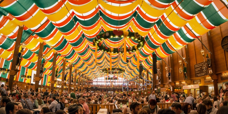 Germany-Munich-Oktoberfest-Dining-Hall